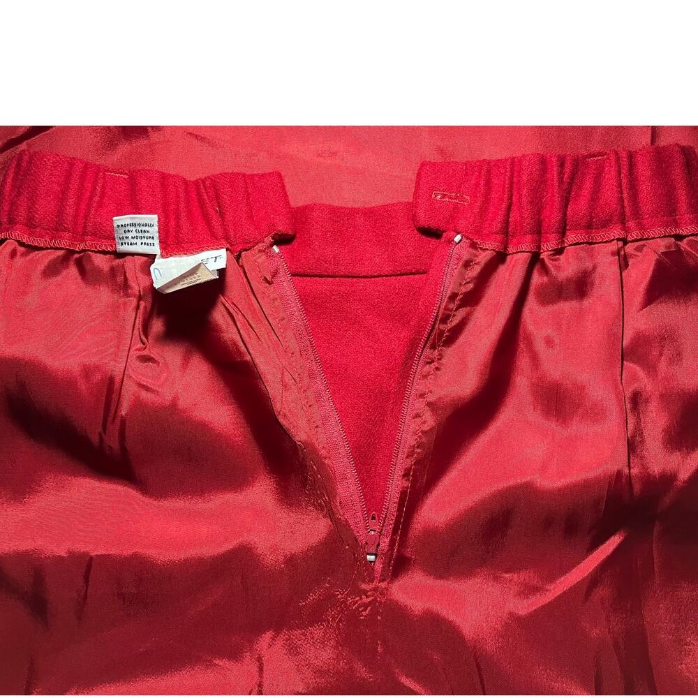 Koret Women's VINTAGE W/Tags 1990's Red 100% Merino Wool Skirt w/ Belt | Size 10 - Picture 7 of 16